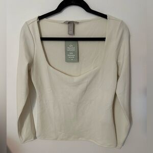 NWT Sweetheart Neckline Long Sleeve Top sz medium